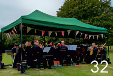 Horbury Victoria Band playing at Picnic in the Park